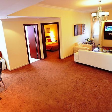 Dellmon Shrouq Hotel Riyadh Bagian luar foto