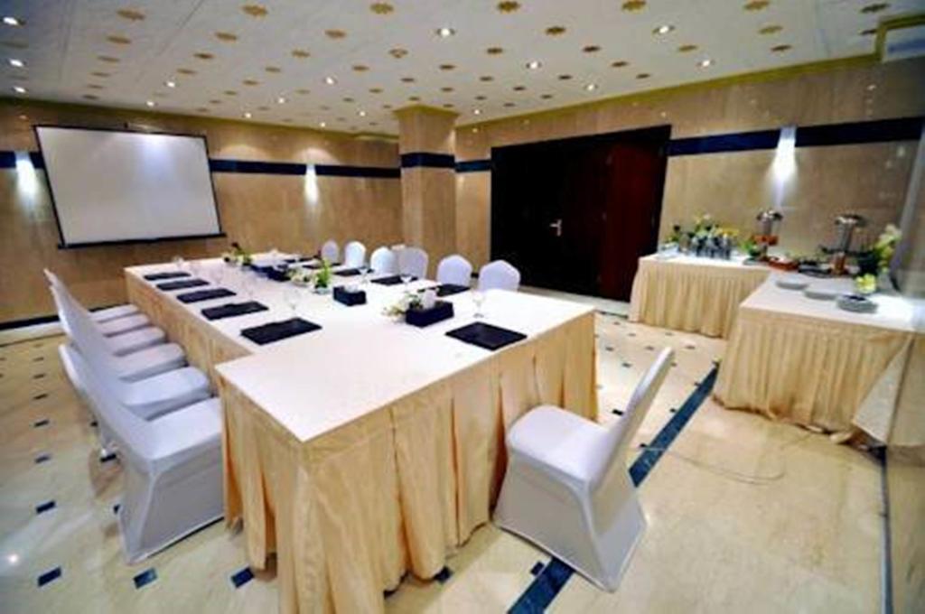 Dellmon Shrouq Hotel Riyadh Bagian luar foto